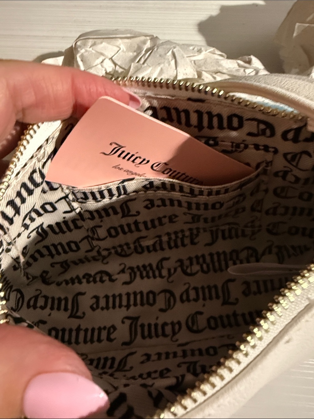 Juicy Couture "Juicy in Bloom" convertible wristlet in a light blue velour $49 - Picture 8 of 8